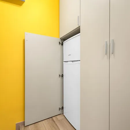 Zaphira, Nilie Hospitality Mgmt 테살로니키